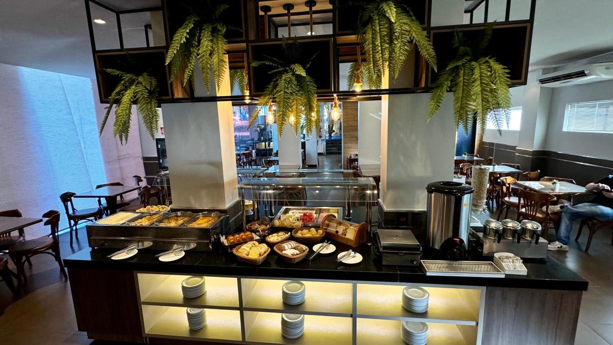 Hotel Portinari Ponte Da Amizade ฟอสดูอีกวาซู ภายนอก รูปภาพ