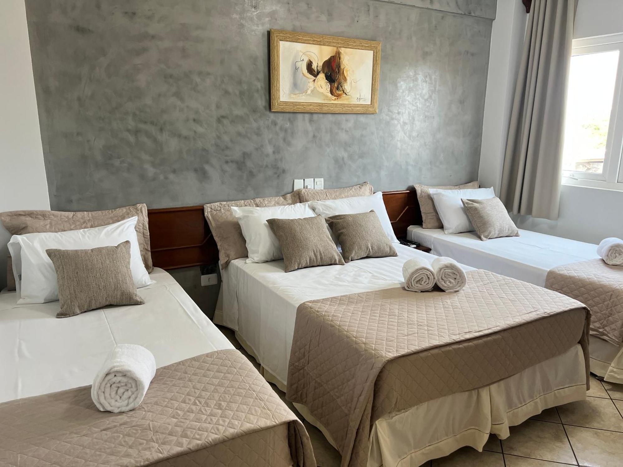 Hotel Portinari Ponte Da Amizade ฟอสดูอีกวาซู ภายนอก รูปภาพ